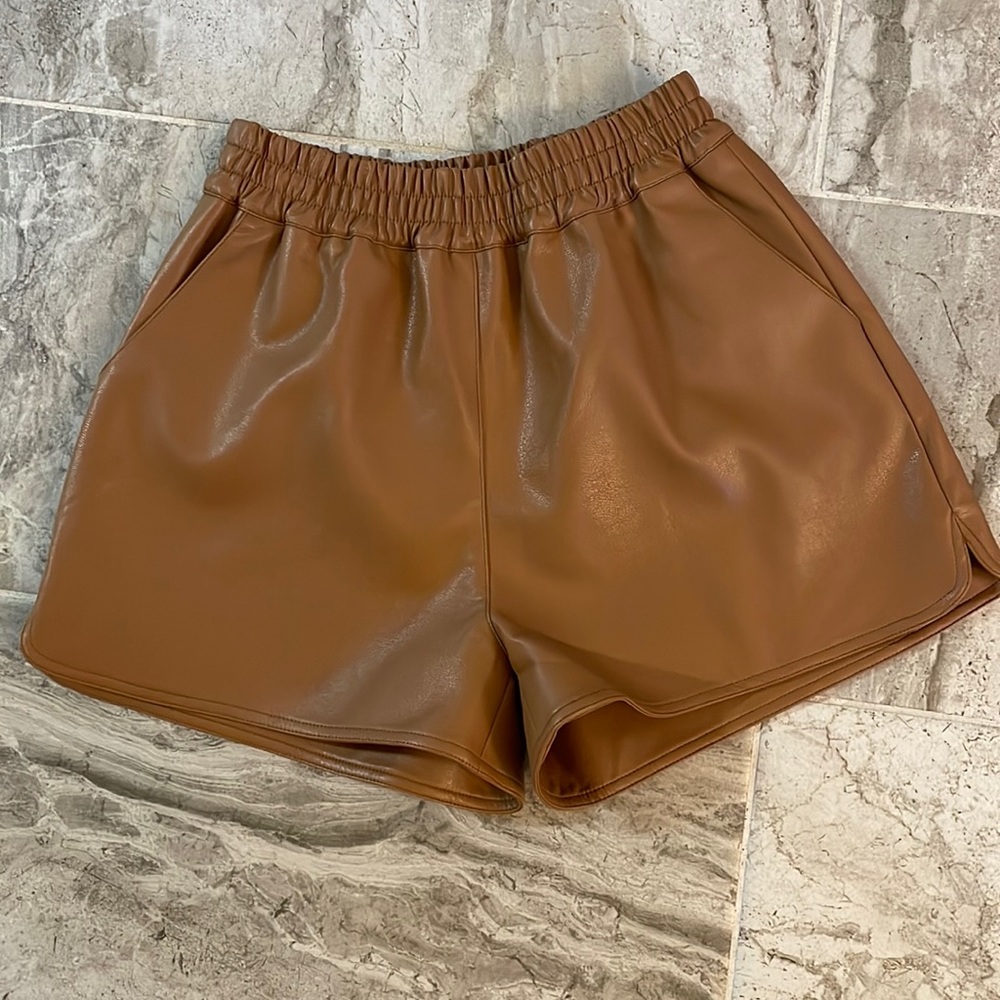 J.ING “Leather” shorts